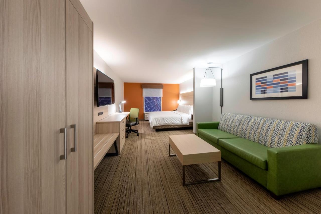 Holiday Inn Express Hotel & Suites Petersburg/Dinwiddie By Ihg Eksteriør bilde