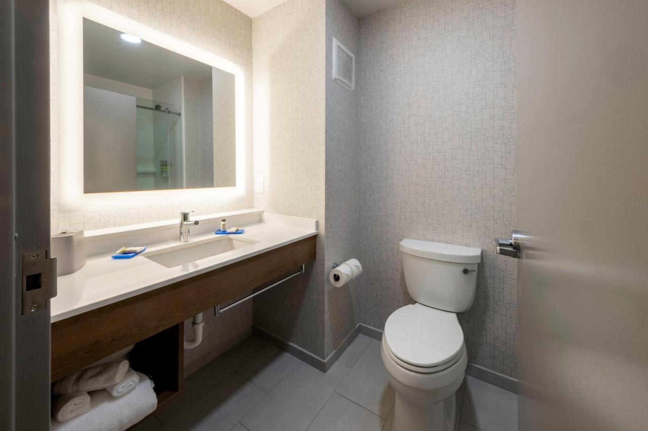Holiday Inn Express Hotel & Suites Petersburg/Dinwiddie By Ihg Eksteriør bilde