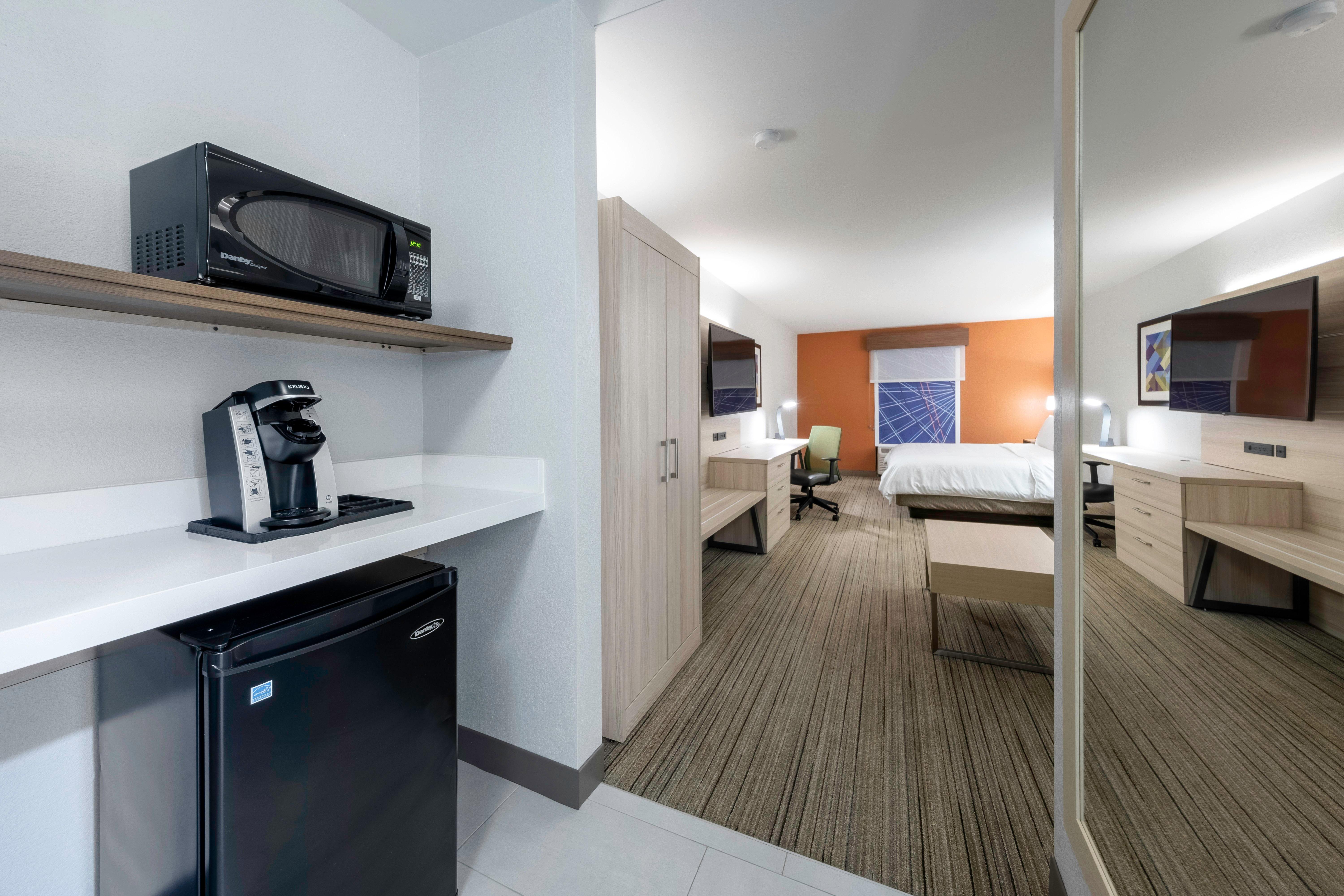 Holiday Inn Express Hotel & Suites Petersburg/Dinwiddie By Ihg Eksteriør bilde