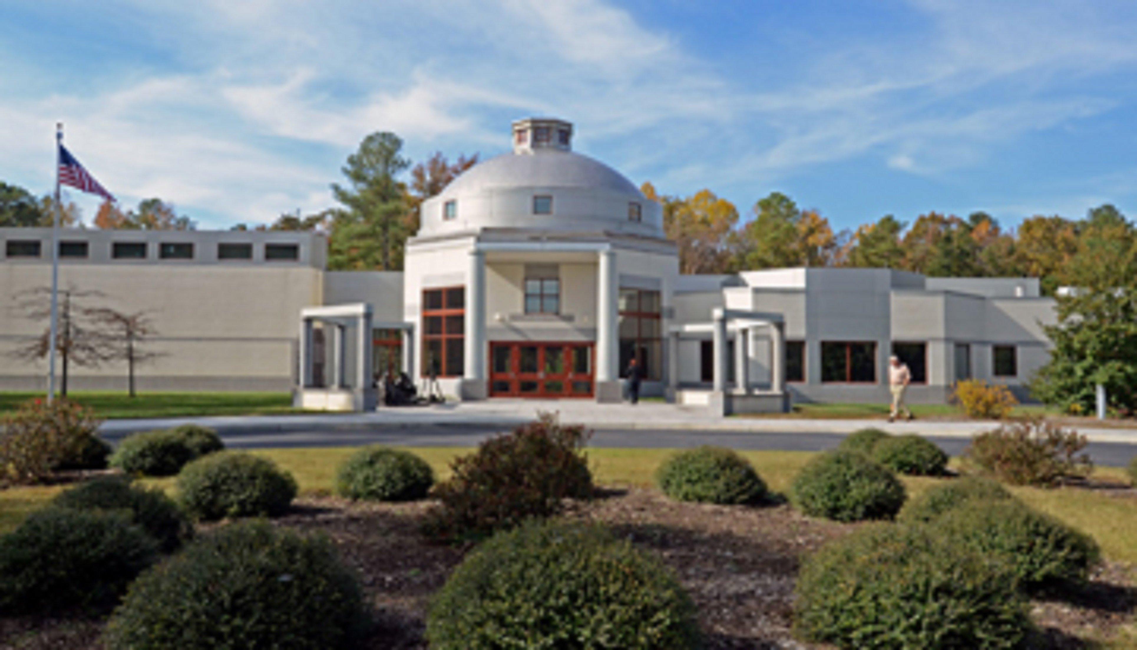 Holiday Inn Express Hotel & Suites Petersburg/Dinwiddie By Ihg Eksteriør bilde