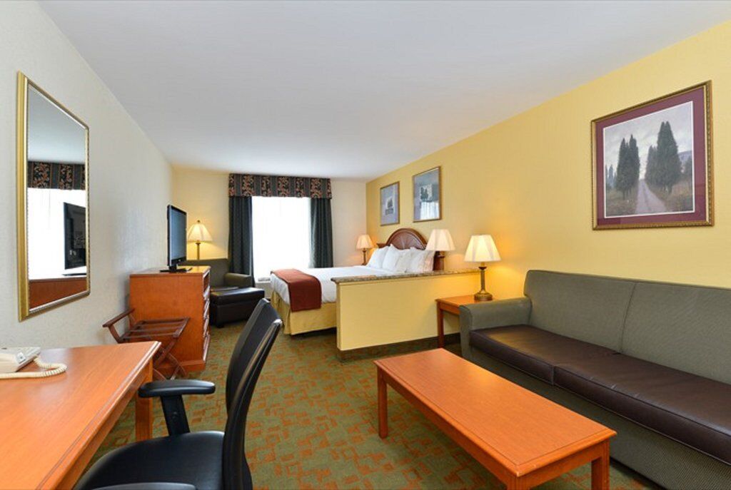 Holiday Inn Express Hotel & Suites Petersburg/Dinwiddie By Ihg Eksteriør bilde